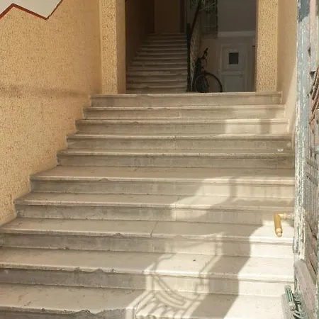 Apartment Luxury Seafront Banje